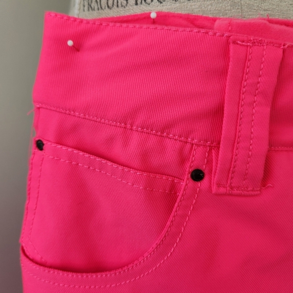 Aperture hot pink snowboard pants - Picture 4 of 15